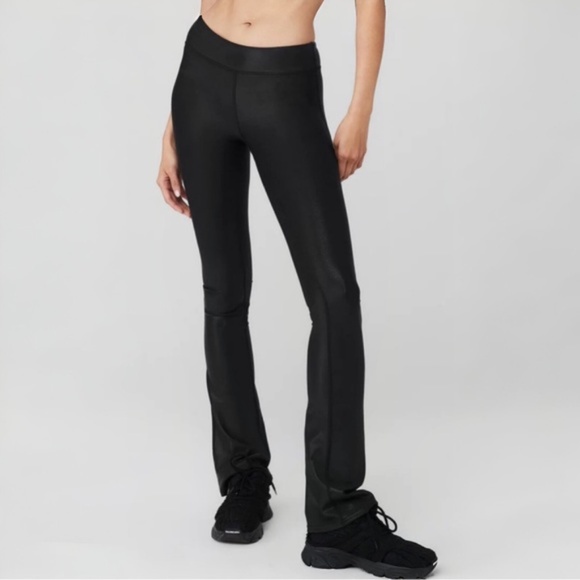 Alo Yoga Super Shine Low Rise Bootcut Legging Black - Picture 1 of 7